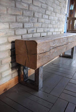 Charger l'image dans la galerie, banc, banc artisanal, bois de grange, bois centenaire, artisanat, création, écologique, environnement, banc ancestrale, local
